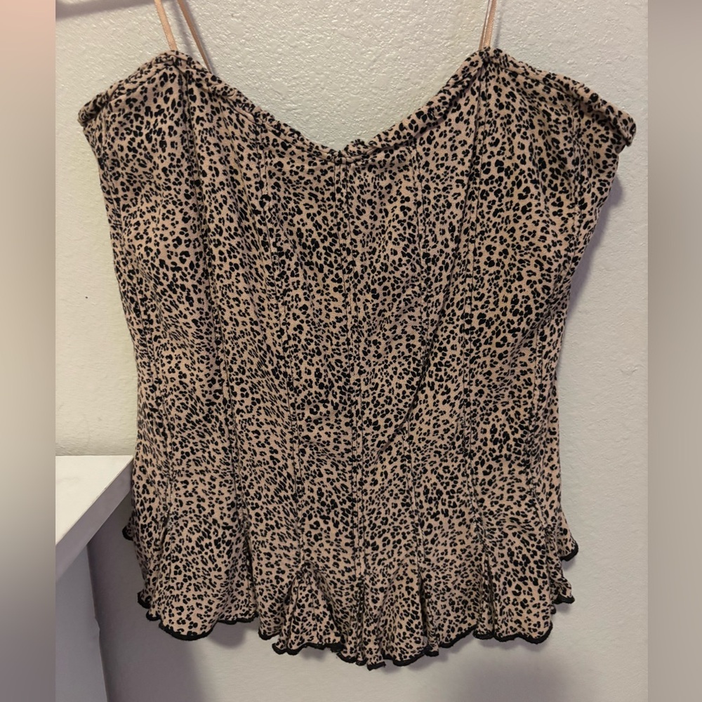 Leopard Print Ruffle Hem Cami Top - Picture 2 of 2